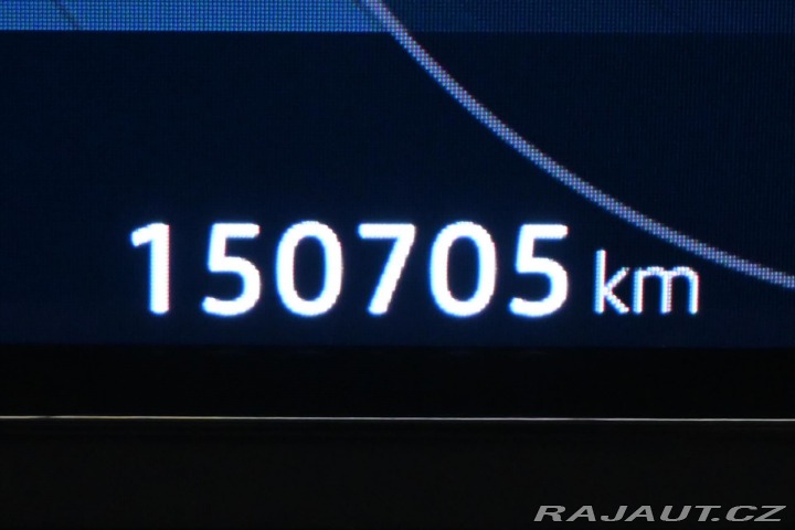 Volkswagen Golf 2,0 TDI 110 kW Life Záruk 2023