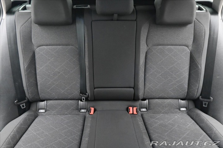 Volkswagen Golf 2,0 TDI 110 kW Life Záruk 2023