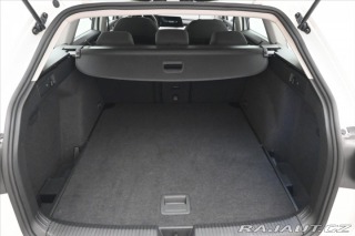 Volkswagen Golf 2,0 TDI 110 kW Life Záruk 2023