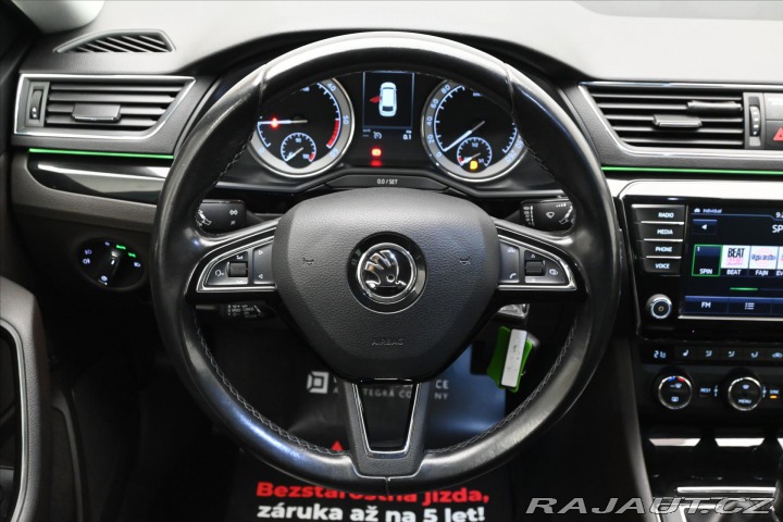 Škoda Superb 2,0 TDI 110kW L&K Zár 2016