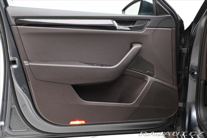 Škoda Superb 2,0 TDI 110 kW L&K Zá 2016