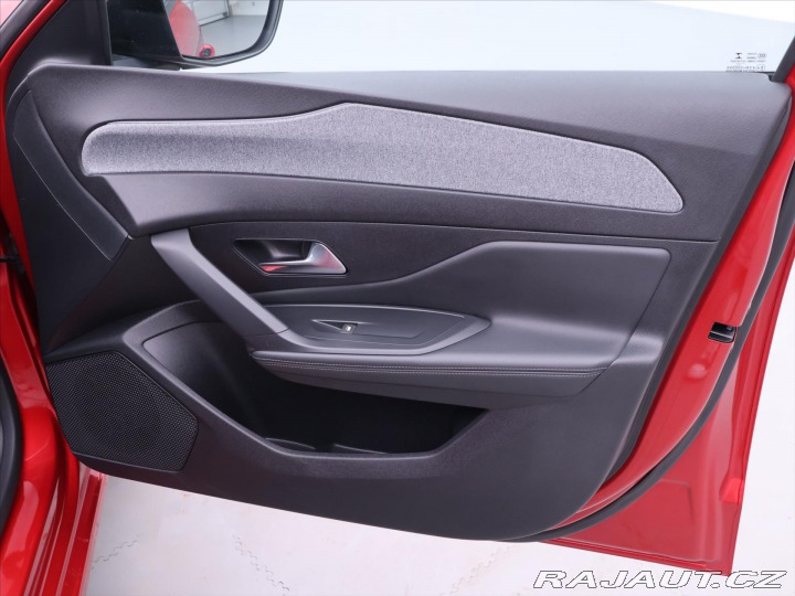 Peugeot 308 1,2 PT 96kW CZ Allure LED 2022