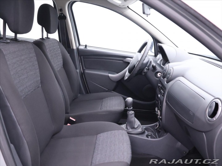 Dacia Duster 1,6 i 77kW 4x4 Klima Serv 2012