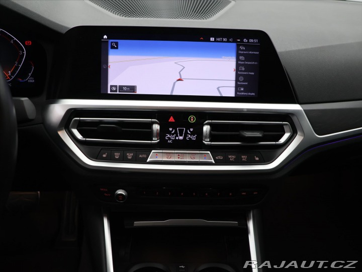 BMW 3 2.0 330i 190kW M-Sport CZ 2021