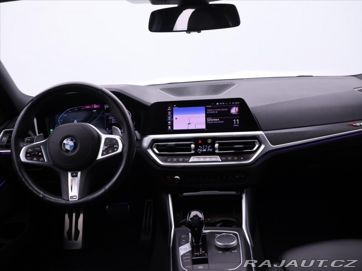 BMW 3 2.0 330i 190kW M-Sport CZ 2021