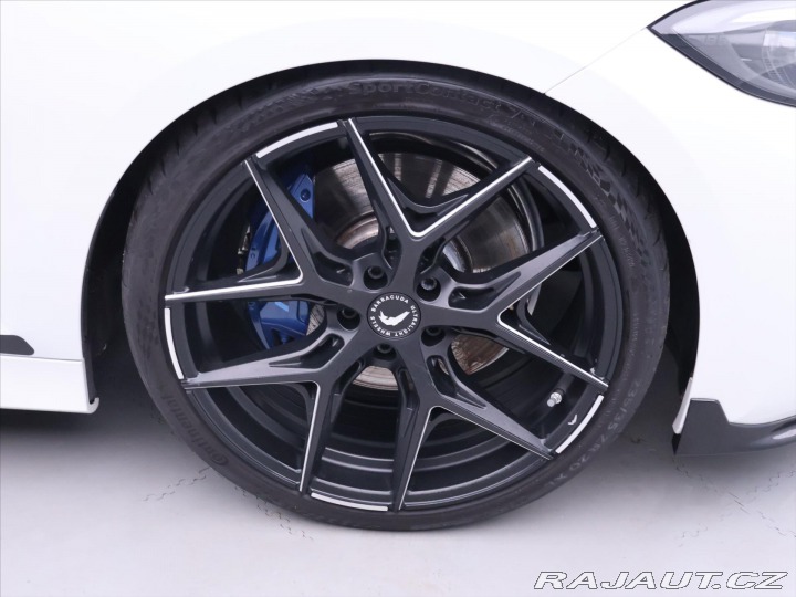 BMW 3 2.0 330i 190kW M-Sport CZ 2021