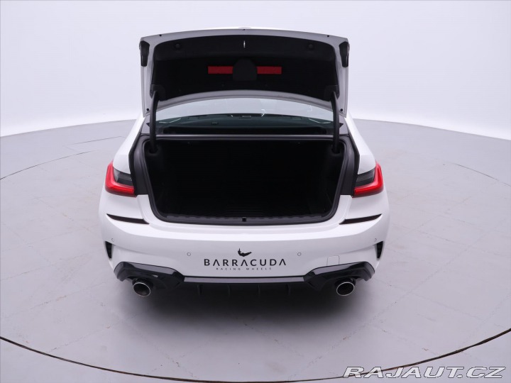 BMW 3 2.0 330i 190kW M-Sport CZ 2021