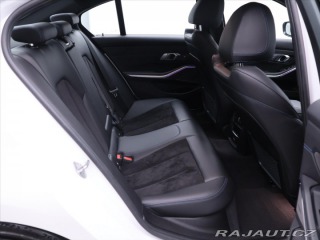 BMW 3 2.0 330i 190kW M-Sport CZ 2021