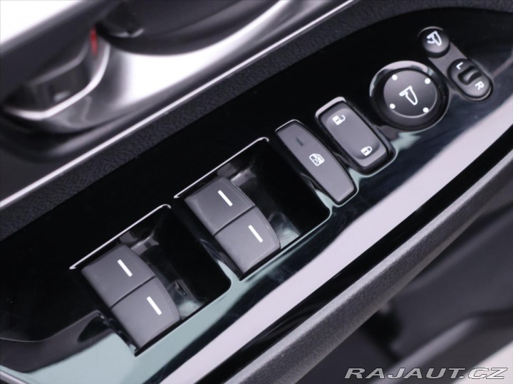 Honda CR-V 2,0 2.0 CVT 107kw 4WD Hyb 2021