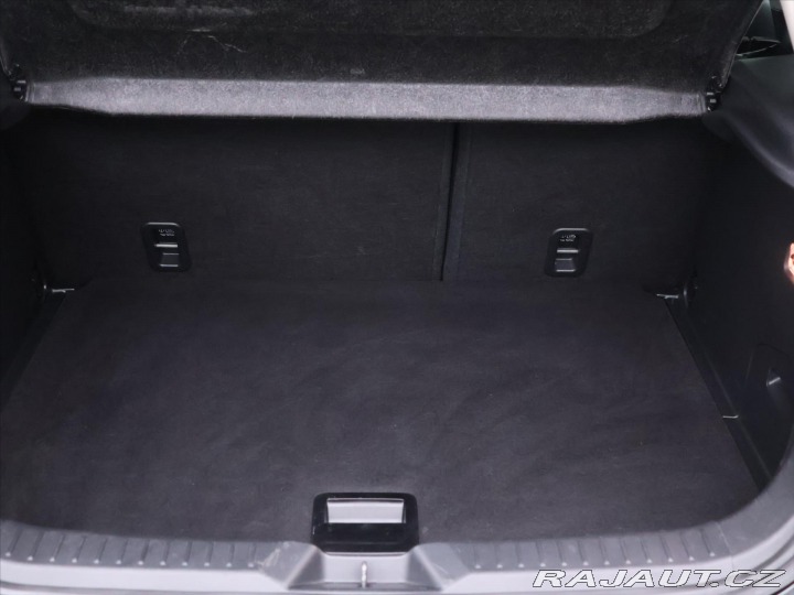 Mazda CX-3 2,0 Skyactiv-G120 Revolut 2017