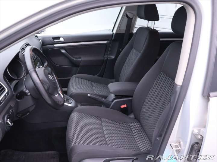 Volkswagen Golf Variant 1,6 TDI 77kW DSG 2010