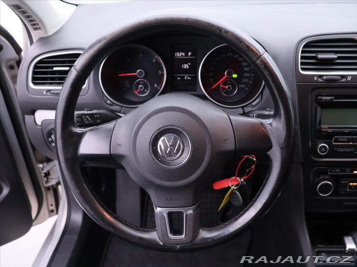 Volkswagen Golf Variant 1,6 TDI 77kW DSG 2010