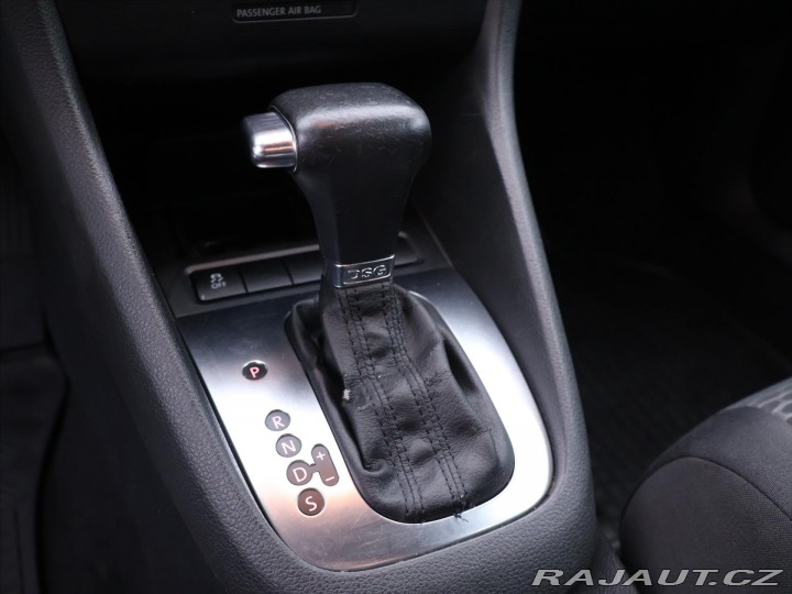 Volkswagen Golf Variant 1,6 TDI 77kW DSG 2010