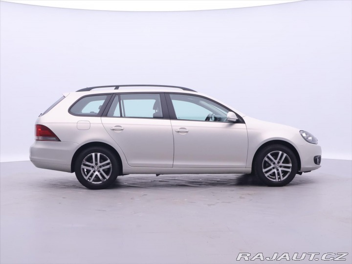 Volkswagen Golf Variant 1,6 TDI 77kW DSG 2010