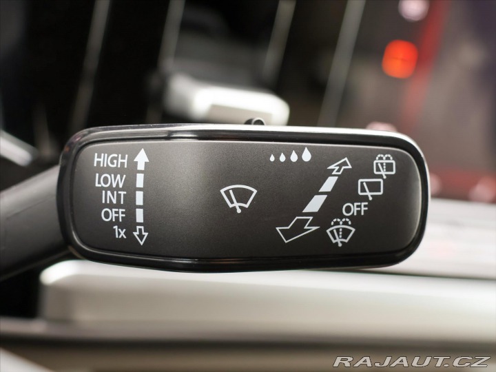 Volkswagen Multivan 2,0 TDI DSG Long Style 7- 2026