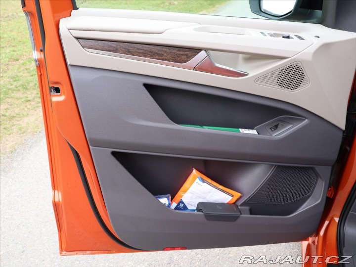 Volkswagen Multivan 2,0 TDI LONG STYLE DSG 7- 2026