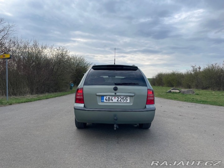 Škoda Octavia 1,9   1 4x4 2001