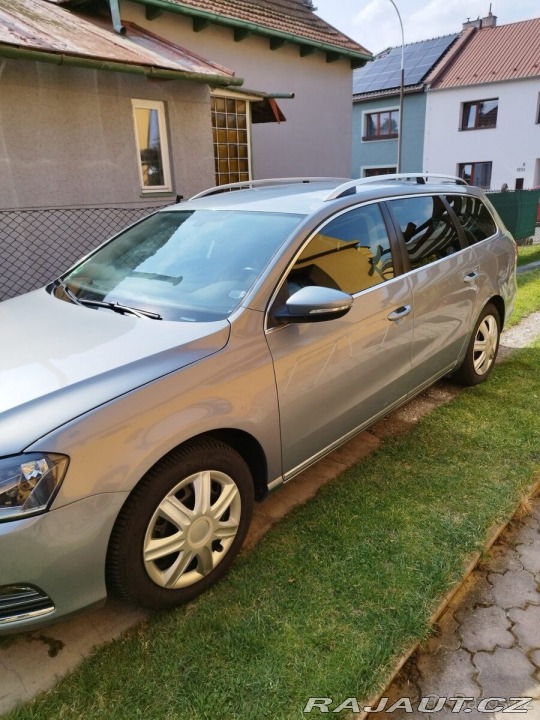 Volkswagen Passat 2,0   TDI 103KW, tempomat 2013
