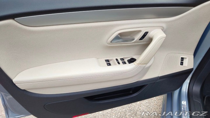 Volkswagen Passat 2,0   TDi 125kW, R-line, 1800