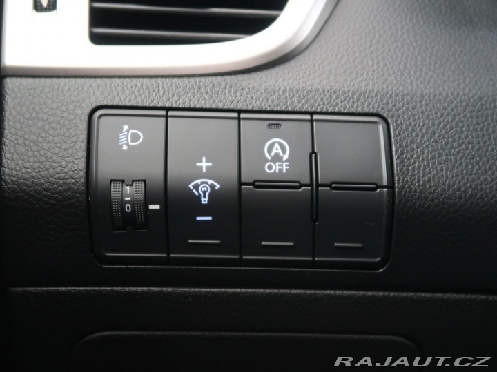 Hyundai i30 1.6GDI,99kW,CZ,Manuál 2015