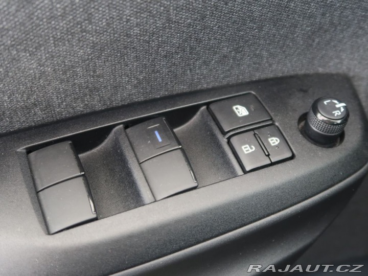 Toyota Yaris 1.5Hybrid,CZ,Comfort Tech 2021