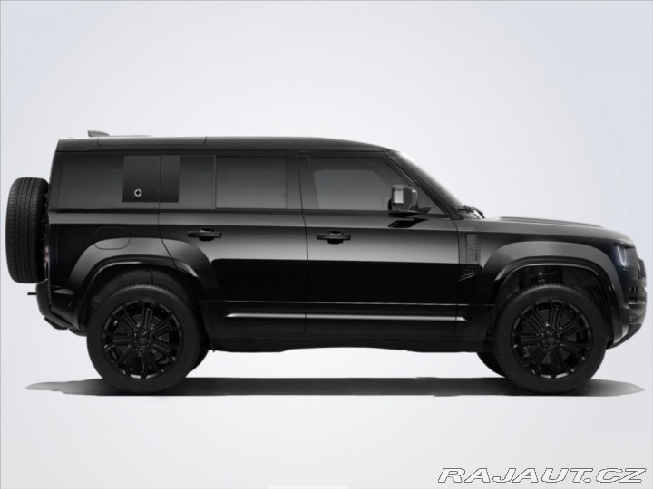 Land Rover Defender 4,4 110 OCTA Black P635 V 2026