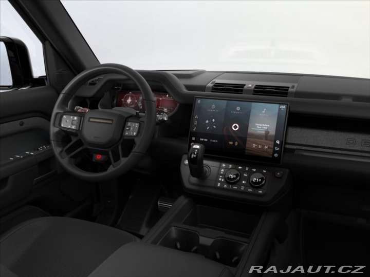 Land Rover Defender 4,4 110 OCTA Black P635 V 2026