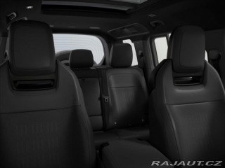 Land Rover Defender 4,4 110 OCTA Black P635 V 2026