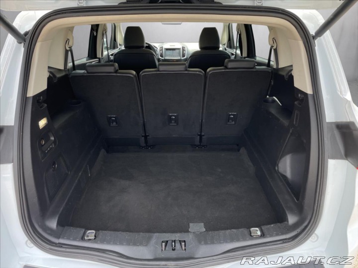 Ford S-MAX 2,0 TDCi 110kW Titianium* 2017