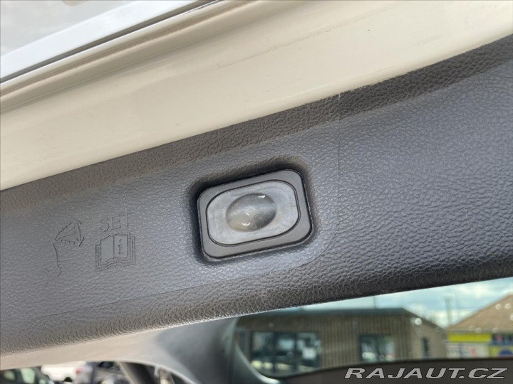 Ford S-MAX 2,0 TDCi 110kW Titianium* 2017