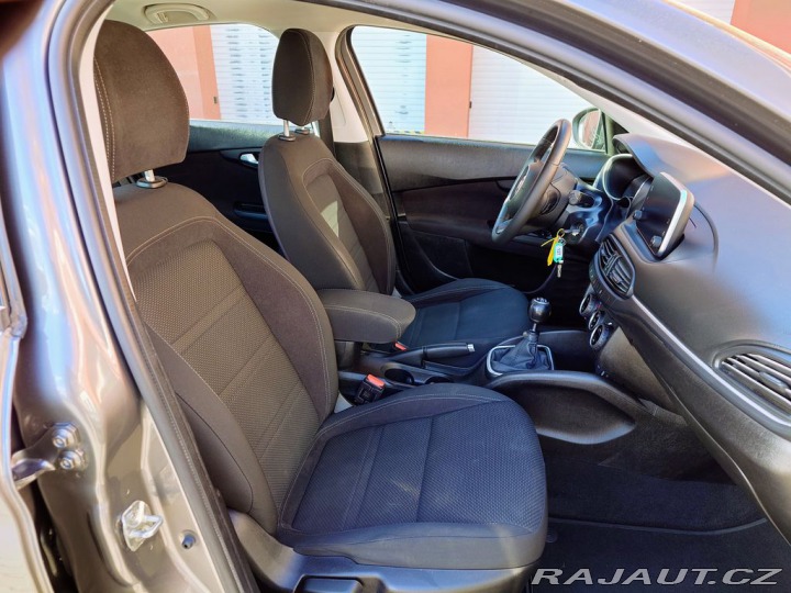 Fiat Tipo 1.6 JTDM Lounge 88 kW 2017