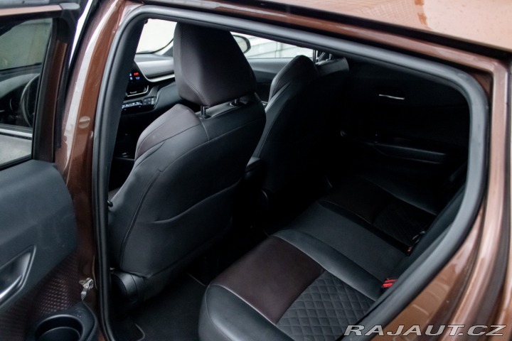 Toyota C-HR 1.8 Hybrid Executive Aut 2017