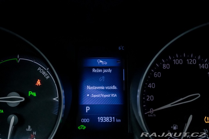 Toyota C-HR 1.8 Hybrid Executive Aut 2017
