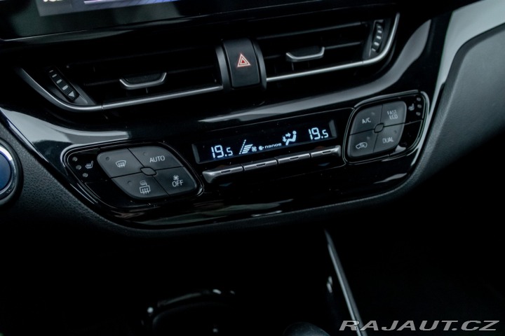 Toyota C-HR 1.8 Hybrid Executive Aut 2017