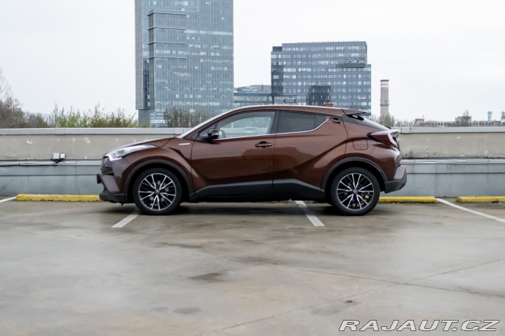 Toyota C-HR 1.8 Hybrid Executive Aut 2017