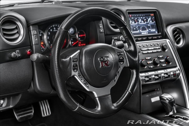 Nissan GT-R Black edition 620PS 2011