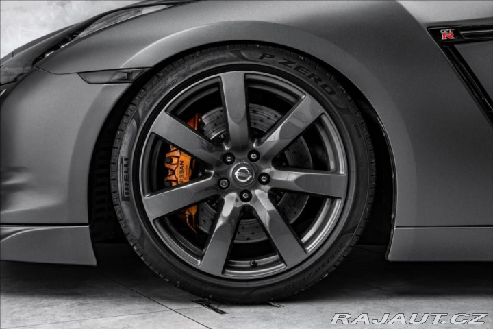 Nissan GT-R Black edition 620PS 2011