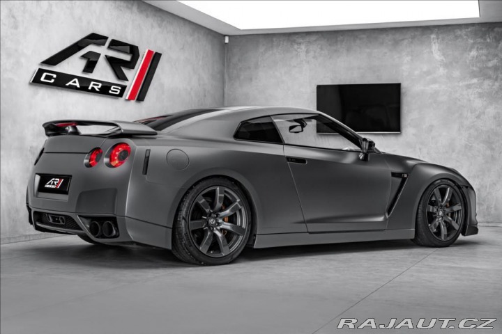 Nissan GT-R Black edition 620PS 2011