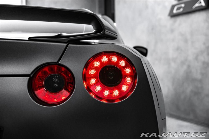 Nissan GT-R Black edition 620PS 2011