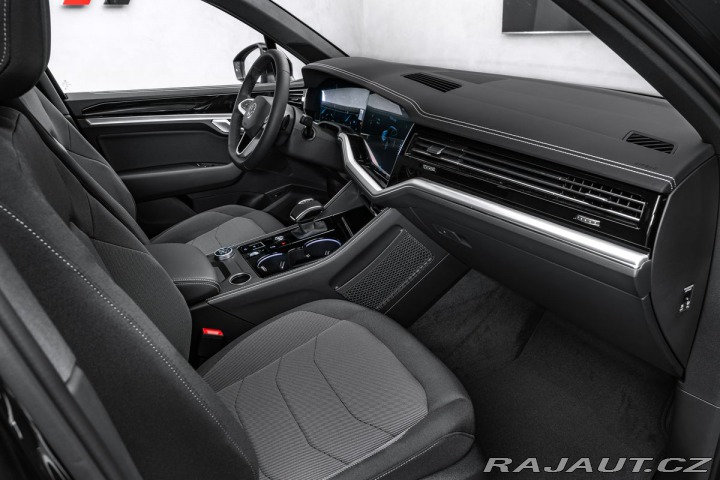 Volkswagen Touareg 3.0 TDI 170kW 4M LED, Nav 2021