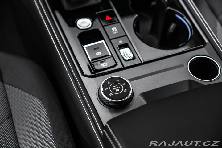 Volkswagen Touareg 3.0 TDI 170kW 4M LED, Nav 2021