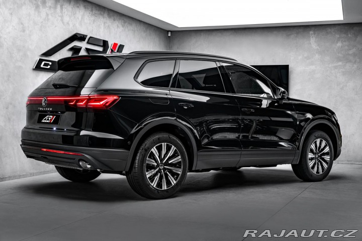 Volkswagen Touareg 3.0 TDI 170kW 4M LED, Nav 2021