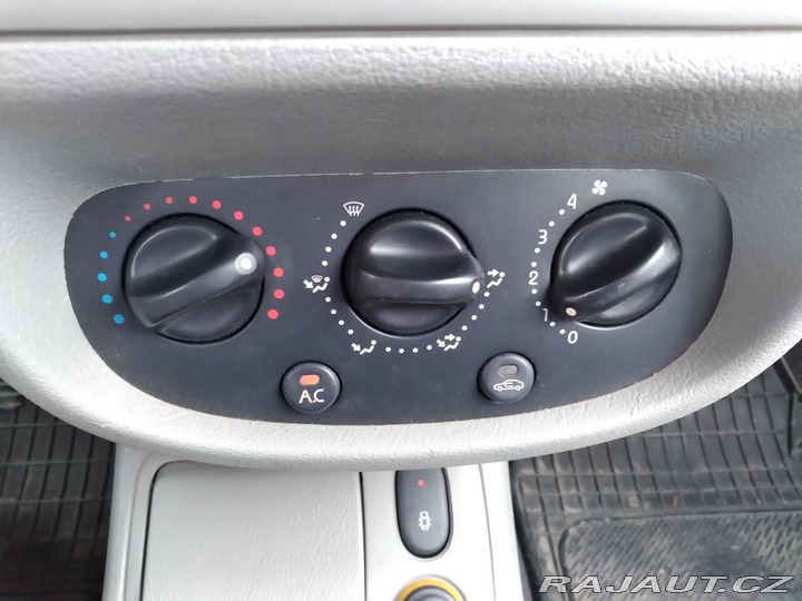 Renault Thalia 1.4 16V KLIMA,ČR,72kW 2006