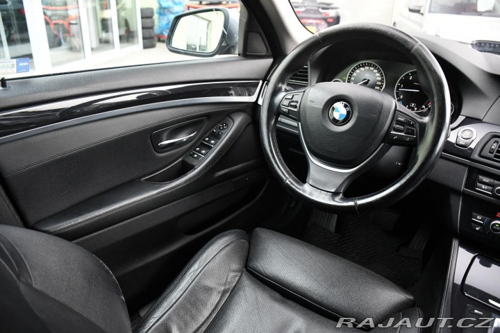 BMW 5 530d xDrive ČR 2xKOLA 2011