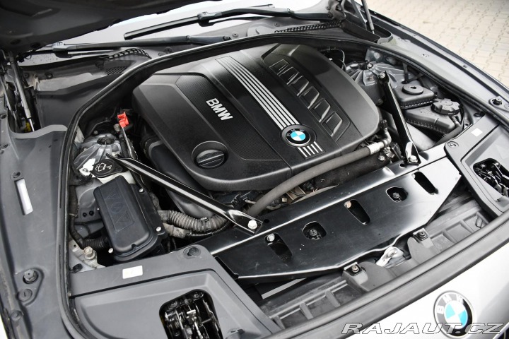 BMW 5 530d xDrive ČR 2xKOLA 2011