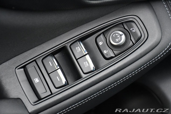 Subaru Forester e-BOXER ACC CARPLAY KAMER 2022