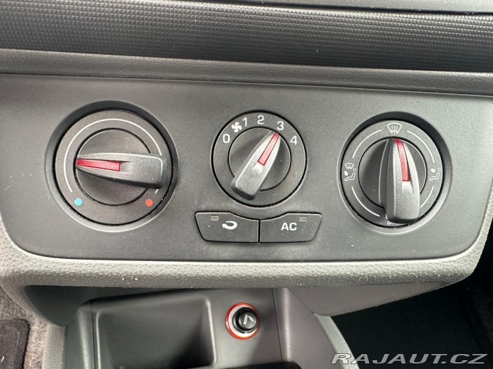 Seat Ibiza 1.6TDi, 77KW, VYHŘ.SED.,T 2011