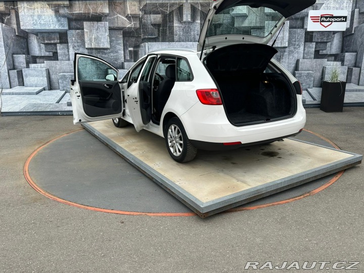 Seat Ibiza 1.6TDi, 77KW, VYHŘ.SED.,T 2011