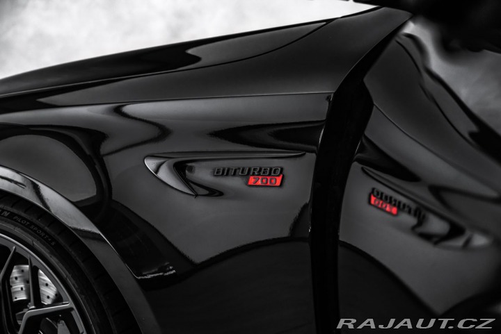 Mercedes-Benz E Brabus 700PS 2020