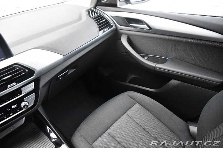 BMW X3 XDRIVE20D HK CARPLAY HUD 2019